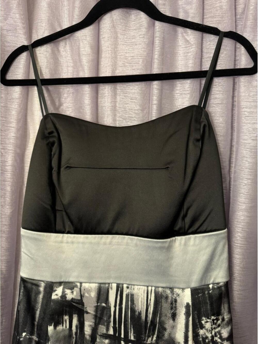 Ruby Rox Black Metallic Print Ruffle Dress Size 16 - Picture 3 of 6